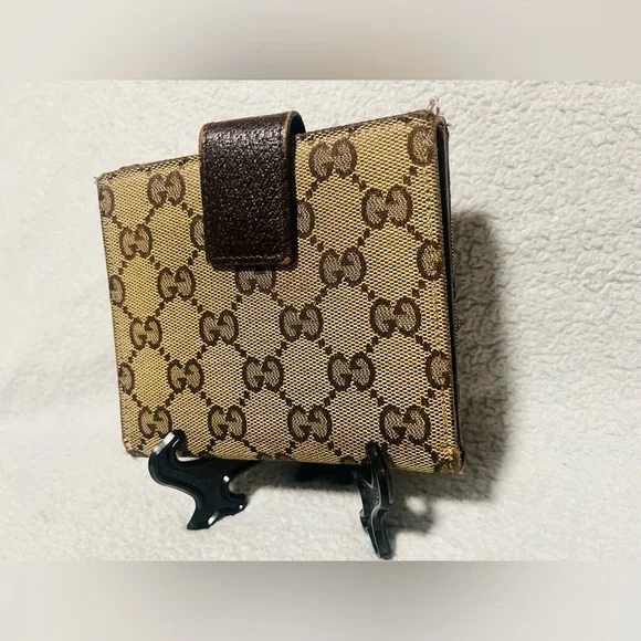 Gucci Eclipse Monogram Compact Wallet - Picture 3 of 13